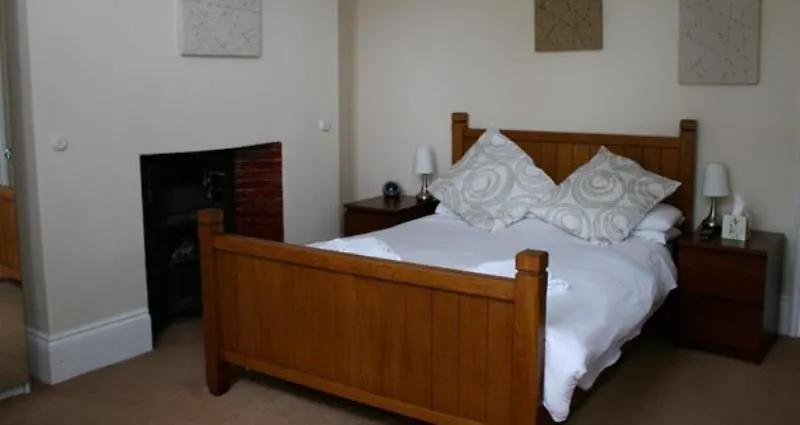 *** Bed & Breakfast The Avenue Bed And Breakfast Newcastle upon Tyne United Kingdom