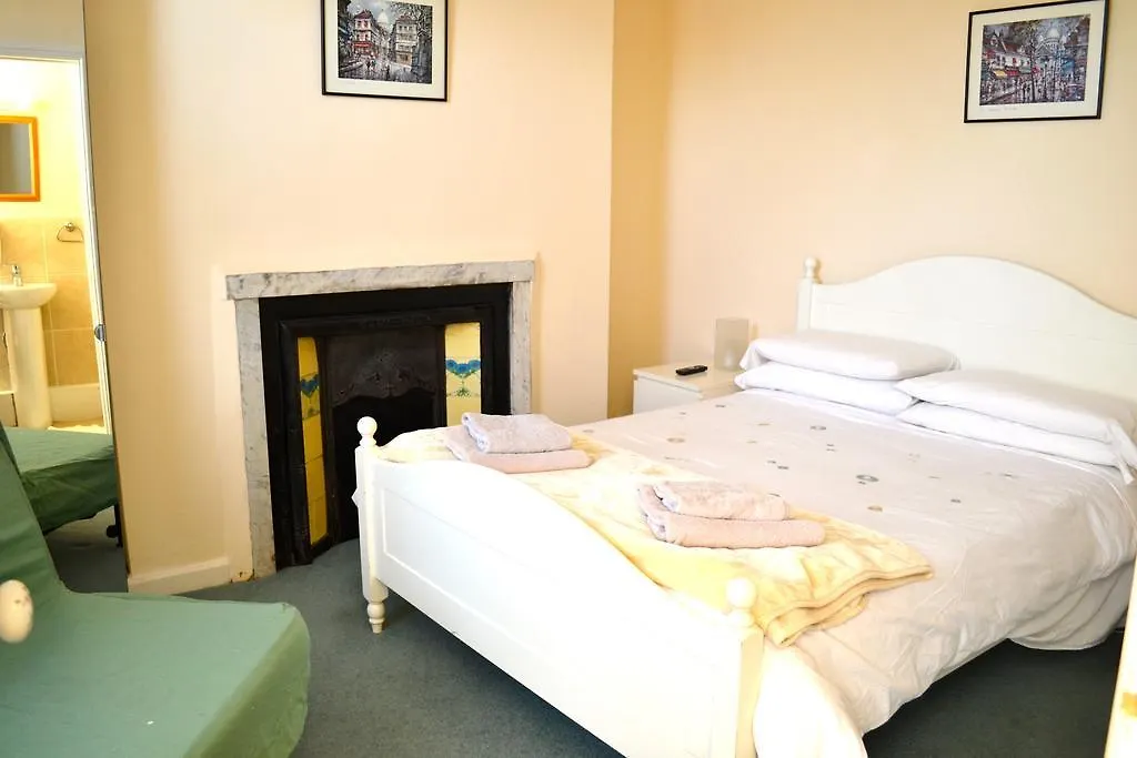 The Avenue Bed And Breakfast Newcastle upon Tyne United Kingdom