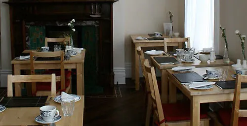 *** Bed & Breakfast The Avenue Bed And Breakfast Newcastle upon Tyne United Kingdom