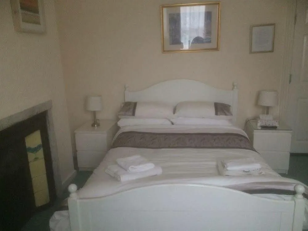 The Avenue Bed And Breakfast Newcastle upon Tyne