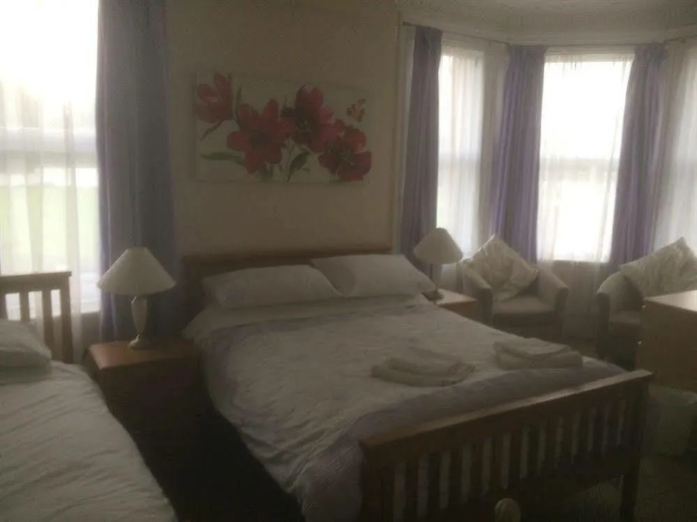 The Avenue Bed And Breakfast Newcastle upon Tyne Bed & Breakfast
